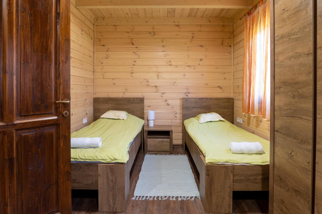 Bed and Breakfast Király Lovastanya Panzió Janoshalma Esterno foto